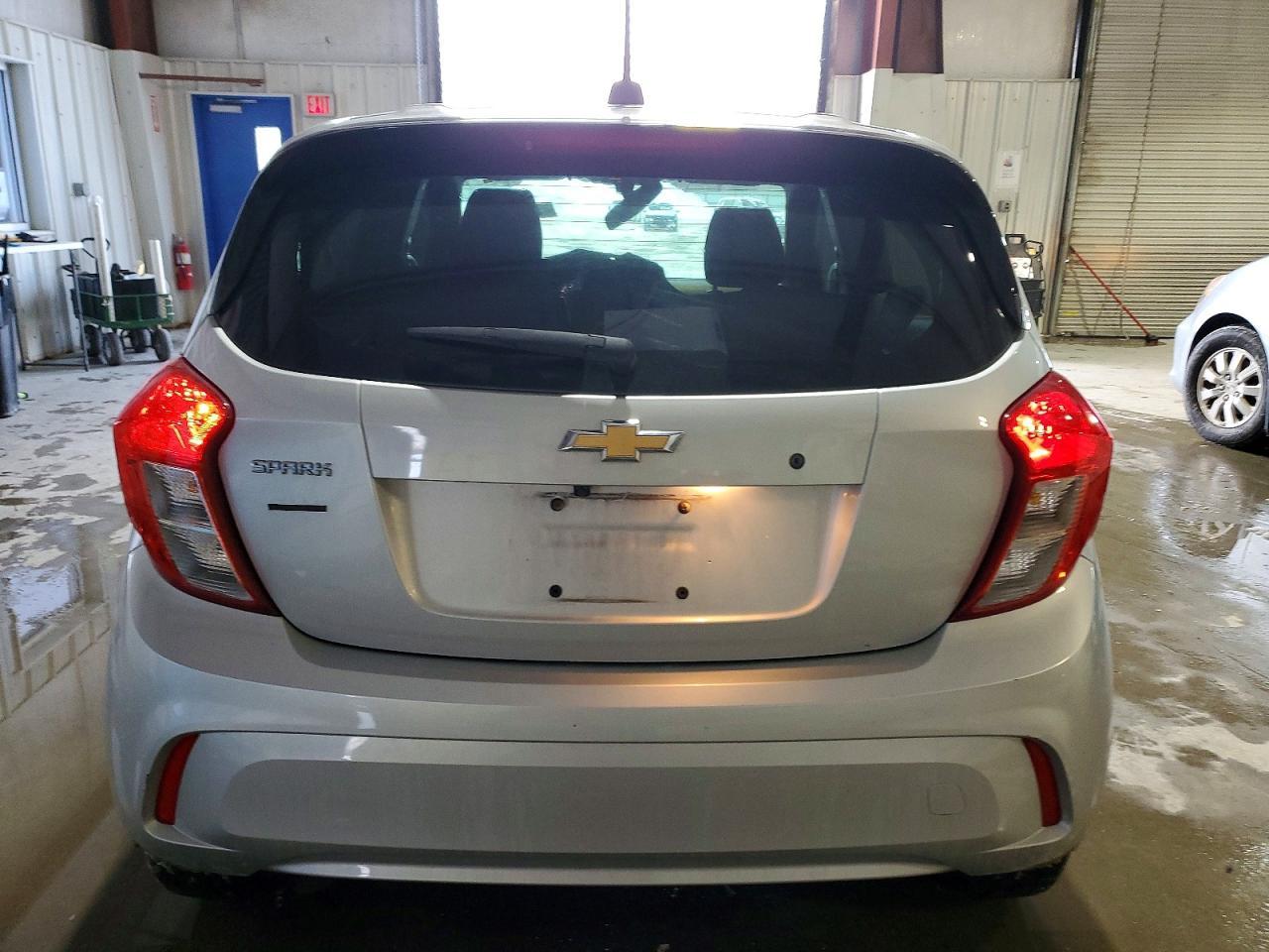 2019 Chevrolet Spark Ls - zdjęcie 6