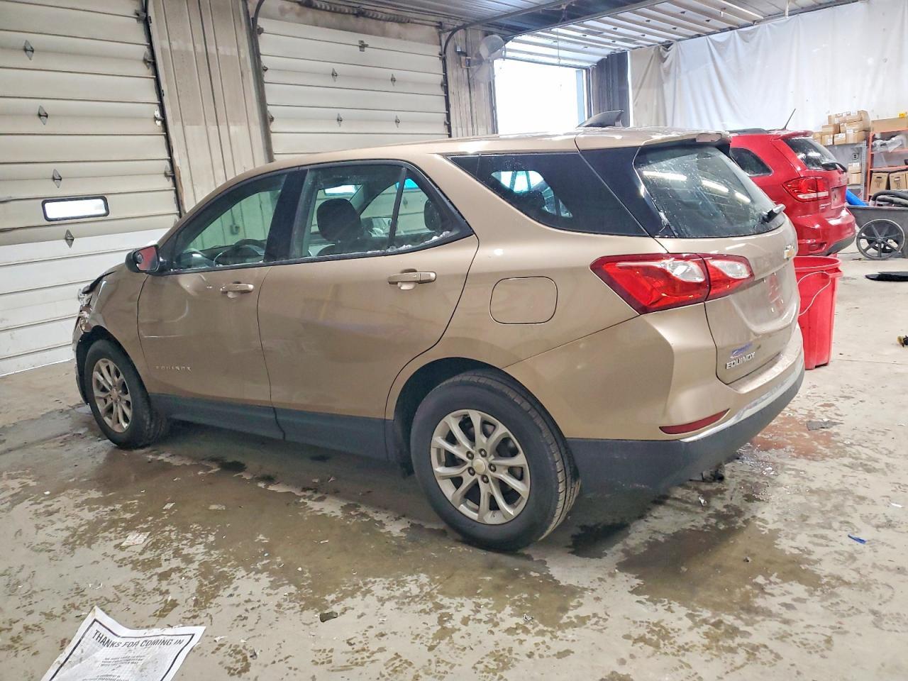 2018 Chevrolet Equinox Ls - zdjęcie 2