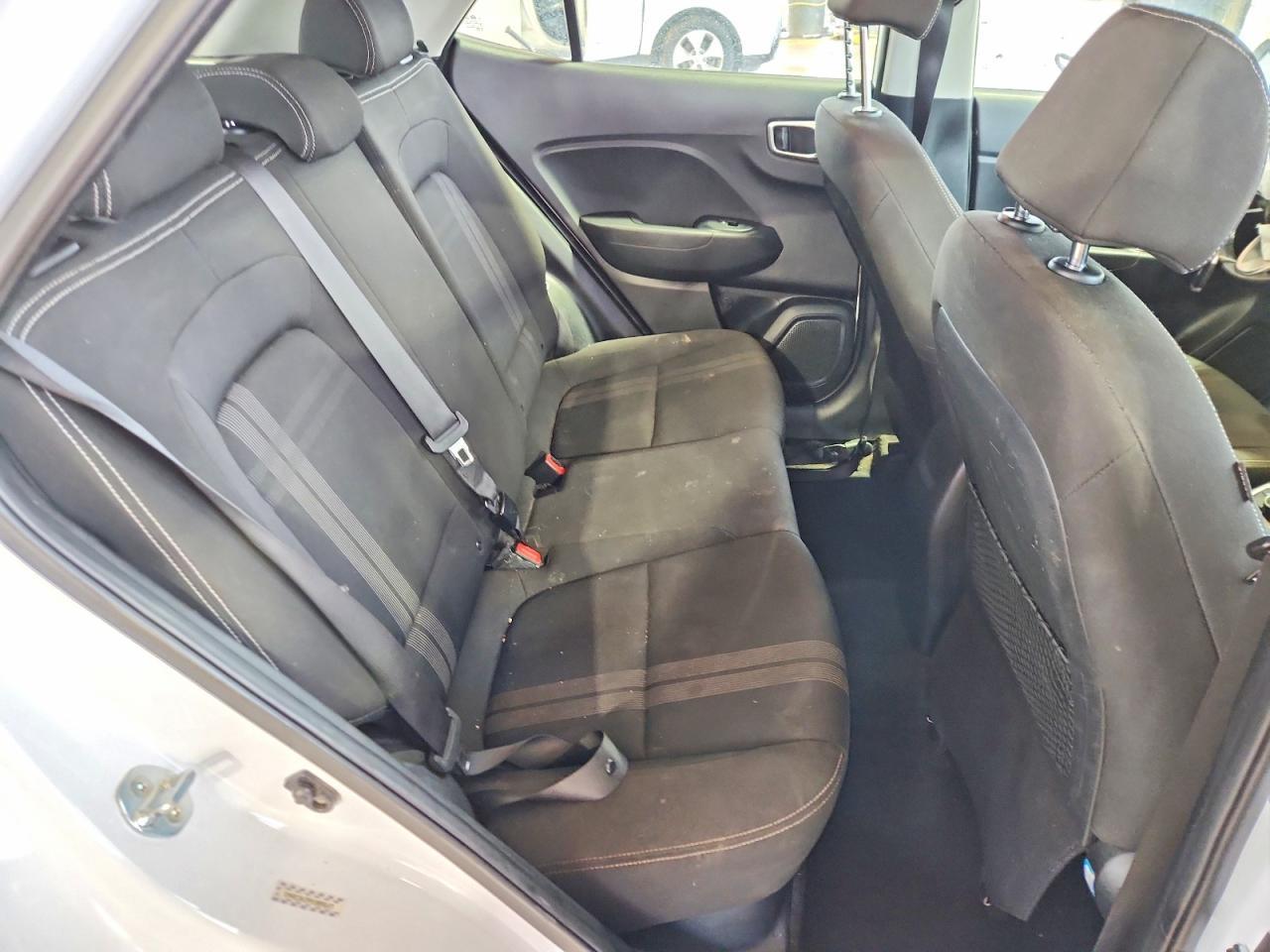 2021 Hyundai Venue Sel - zdjęcie 11