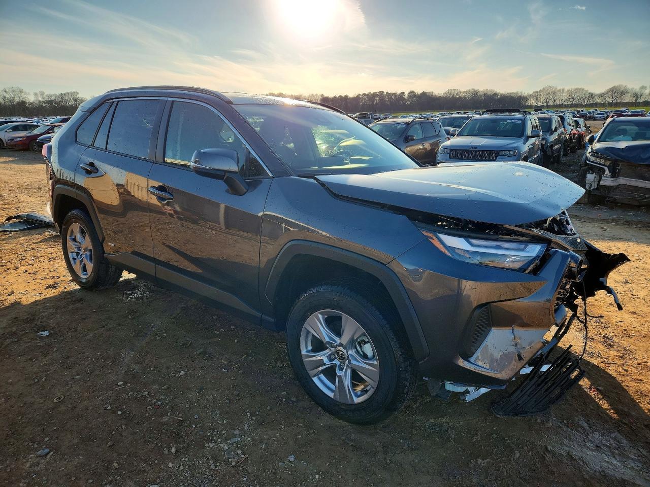 2025 Toyota Rav4 Xle - zdjęcie 4