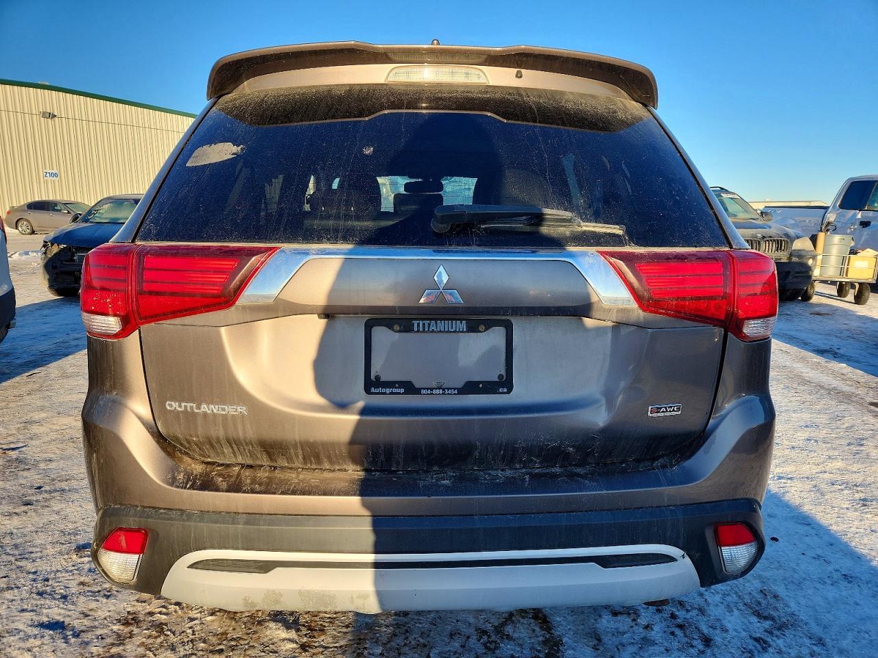2020 Mitsubishi Outlander Se - zdjęcie 6