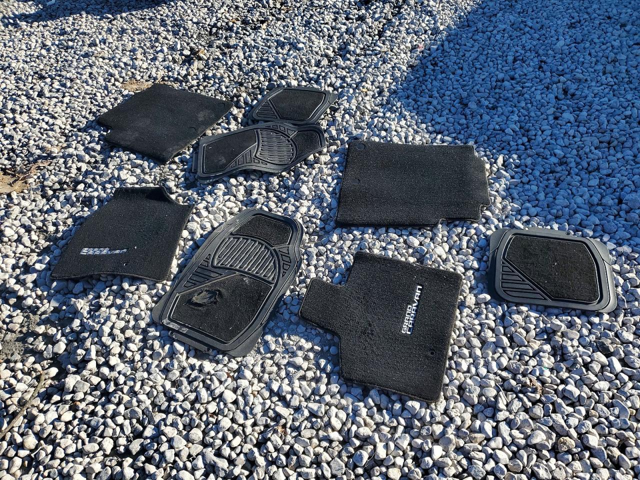 2017 Dodge Grand Caravan Se - zdjęcie 13