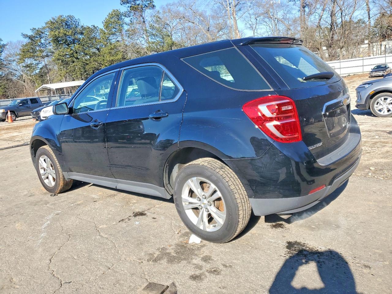 2017 Chevrolet Equinox Ls - zdjęcie 2