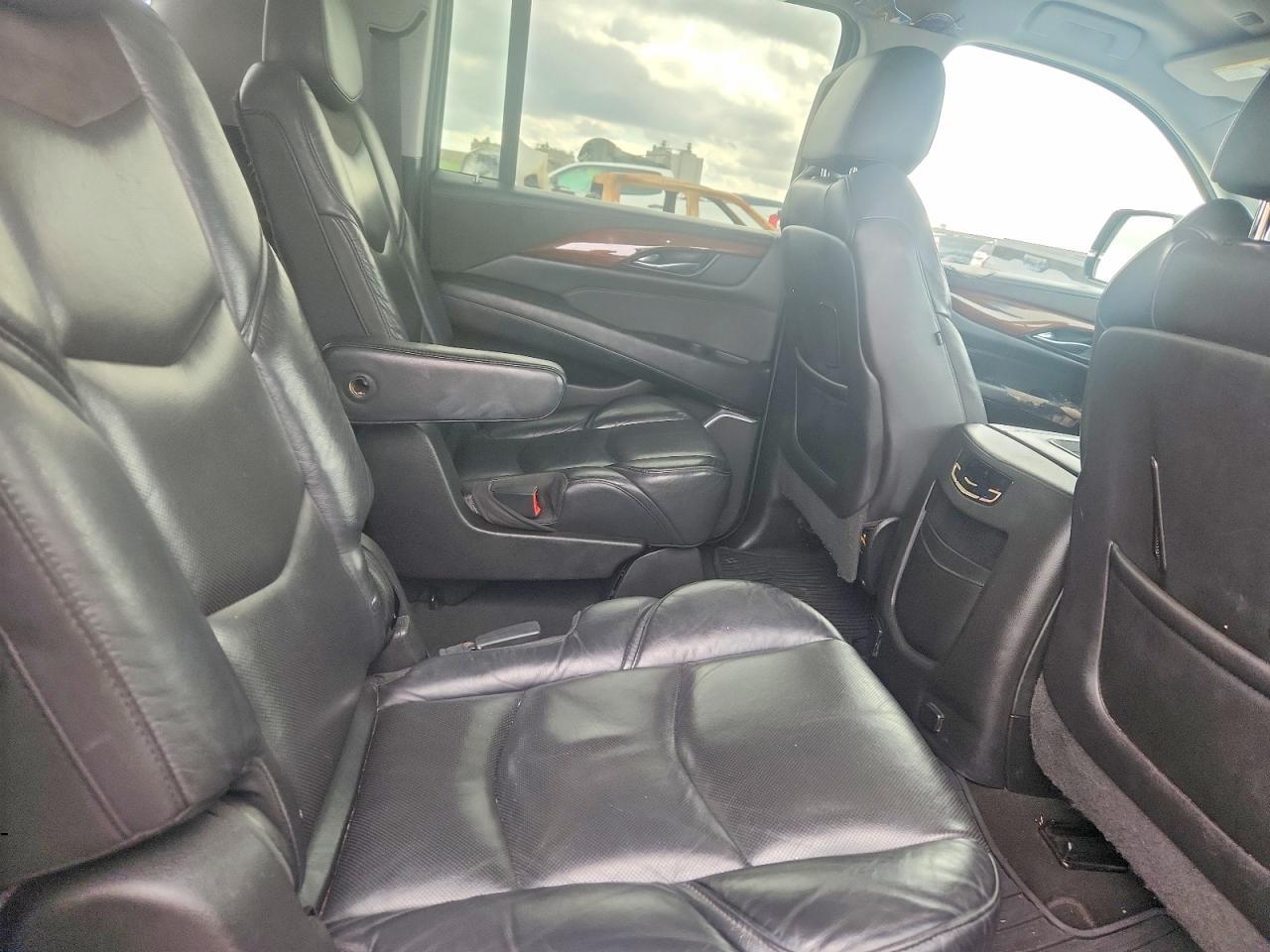 2019 Cadillac Escalade Esv - zdjęcie 11