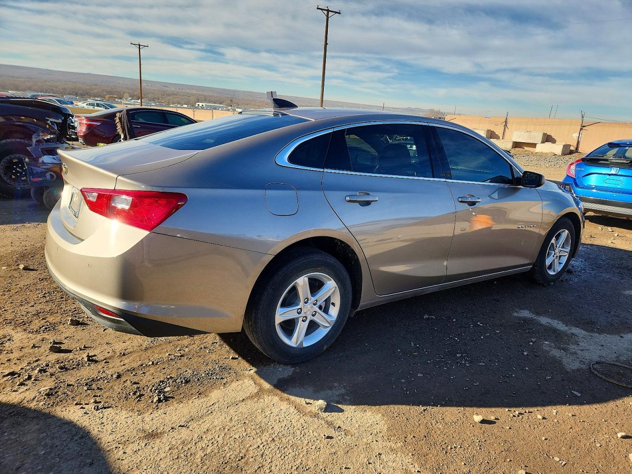 2024 Chevrolet Malibu Ls - zdjęcie 3