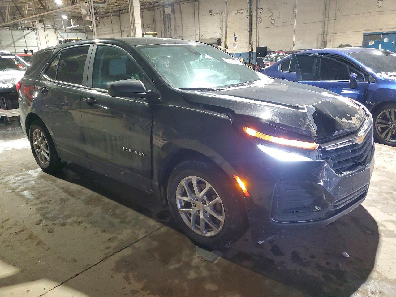 2024 Chevrolet Equinox Ls - zdjęcie 4