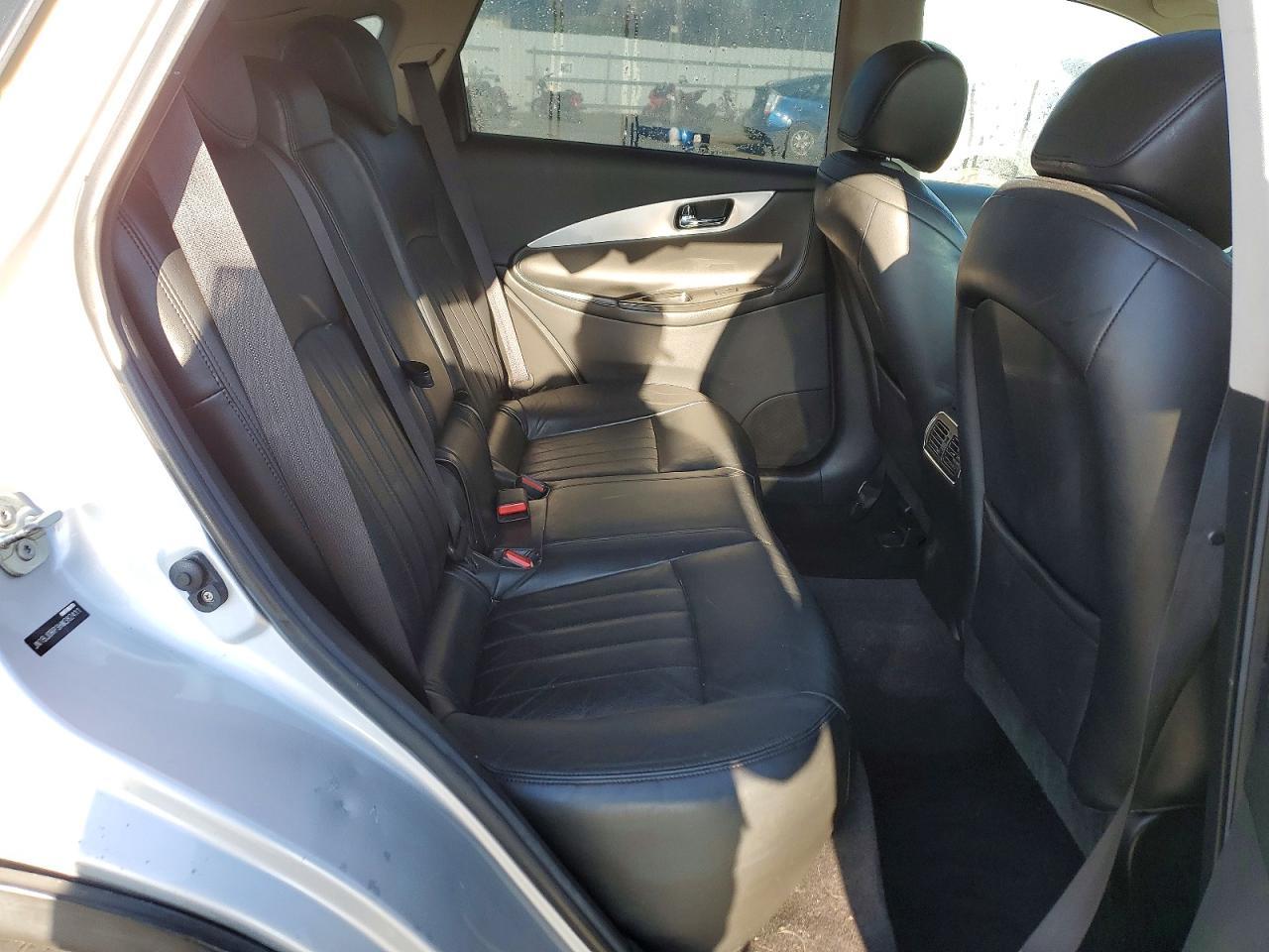 2017 Infiniti Qx50 - zdjęcie 11