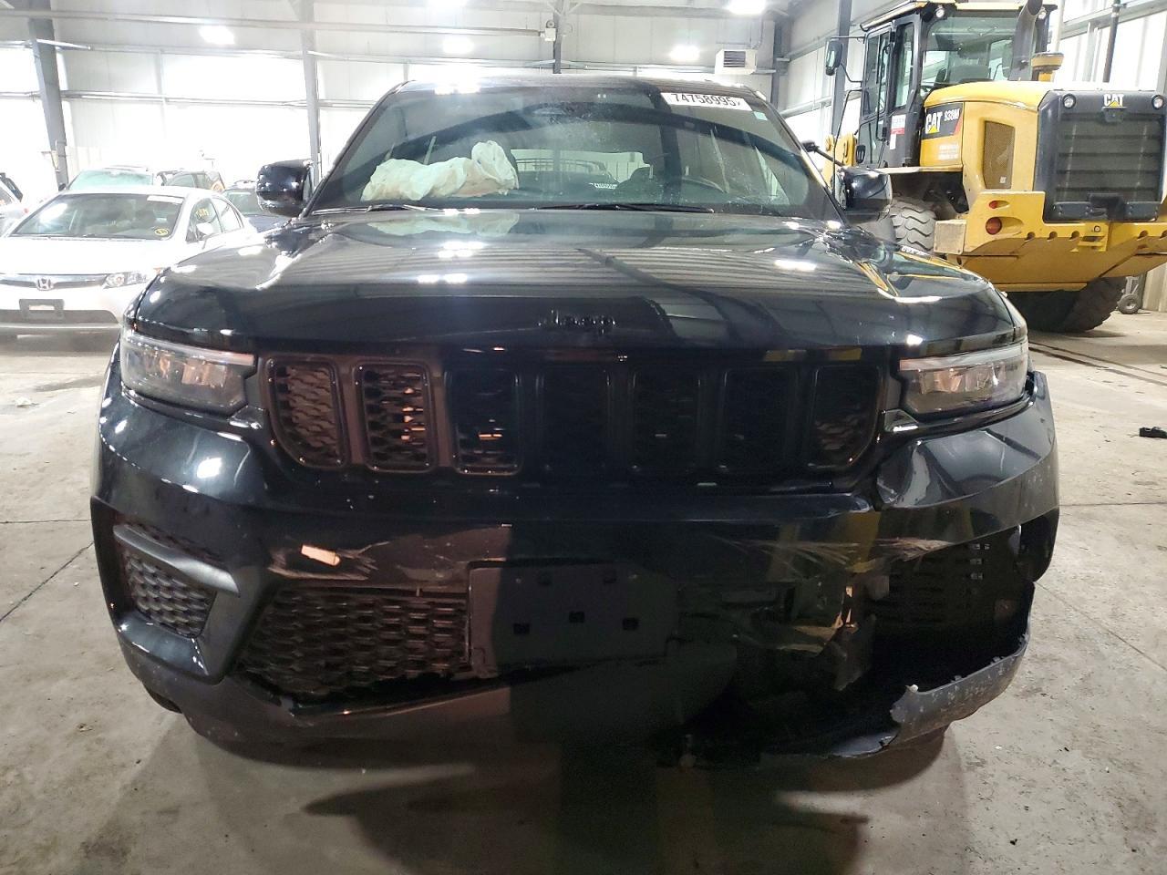 2024 Jeep Grand Cherokee Laredo - zdjęcie 5