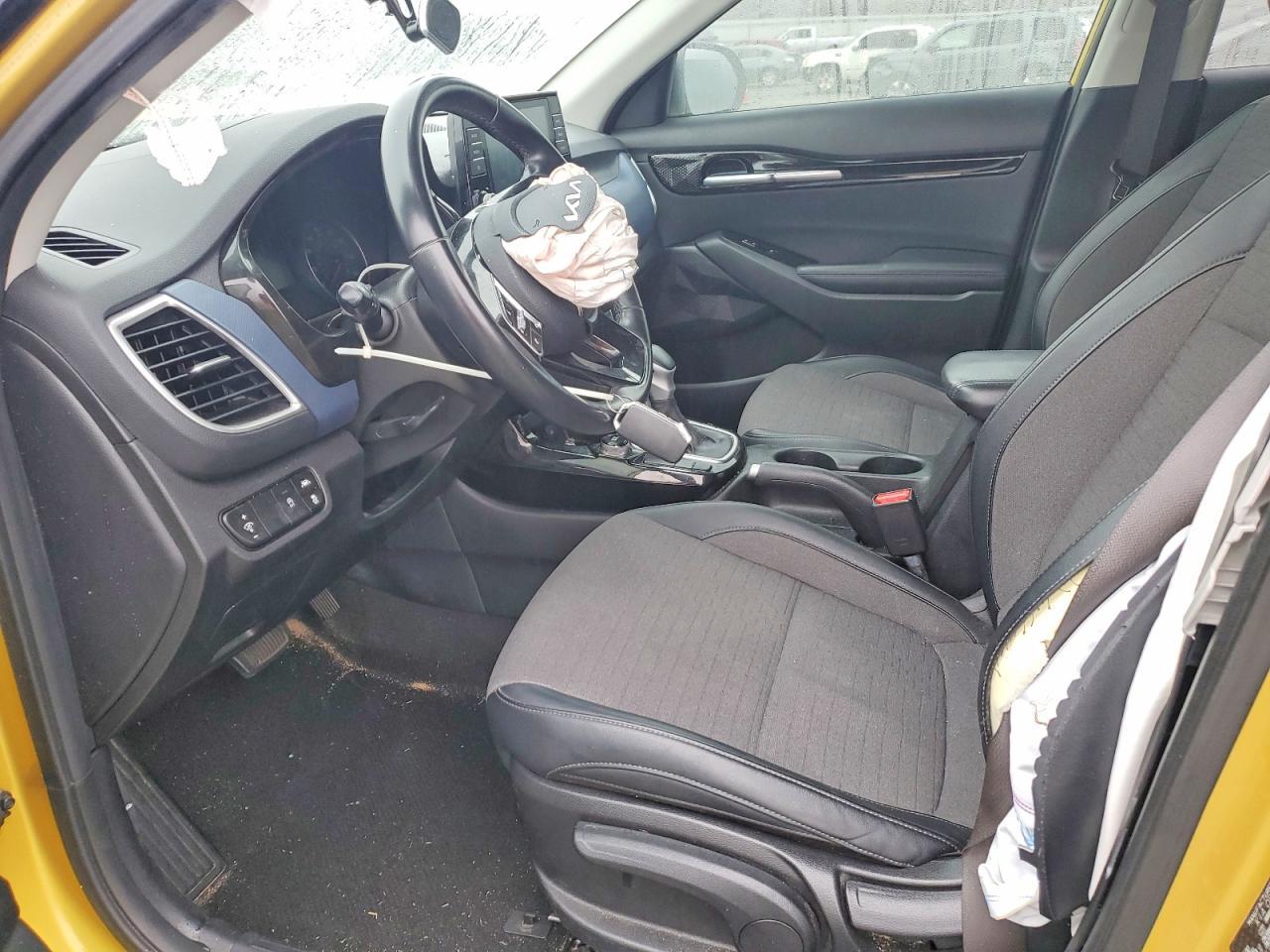 2023 Kia Seltos S - zdjęcie 7