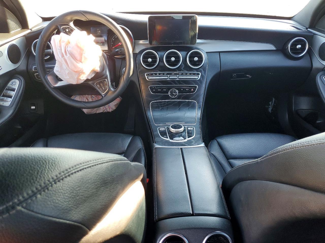 2018 Mercedes-Benz C 300 4Mat - zdjęcie 8