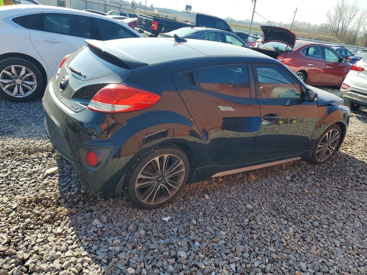 2017 Hyundai Veloster Turbo - zdjęcie 3