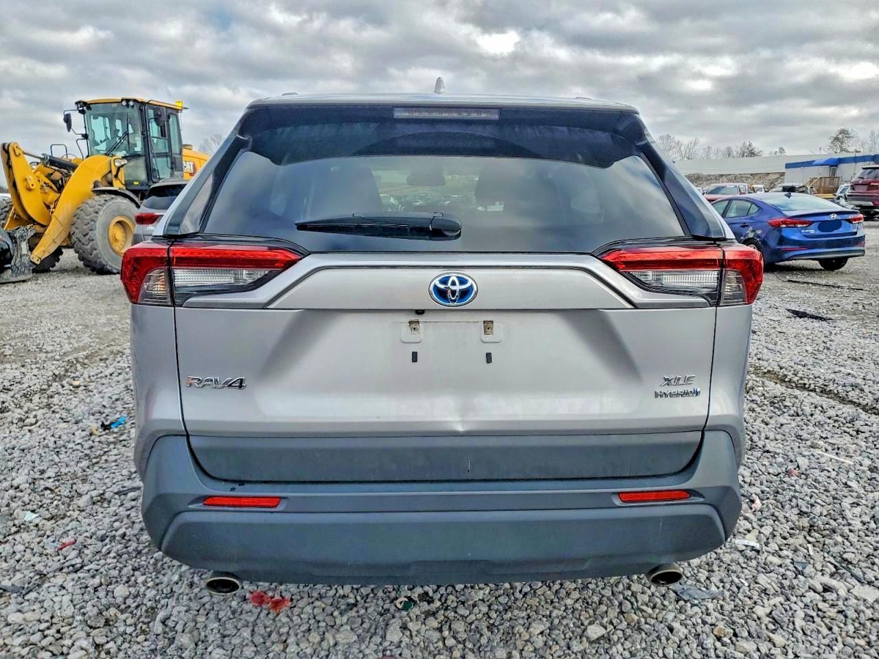 2022 Toyota Rav4 Xle - zdjęcie 6
