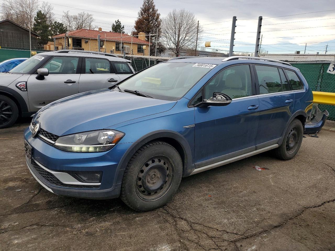 2018 Volkswagen Golf Alltrack S - zdjęcie główne