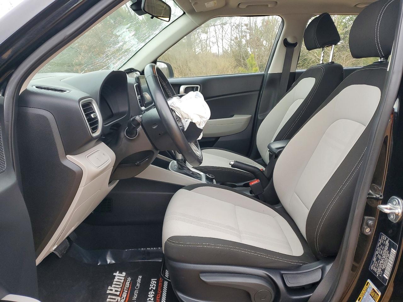 2024 Hyundai Venue Sel - zdjęcie 7