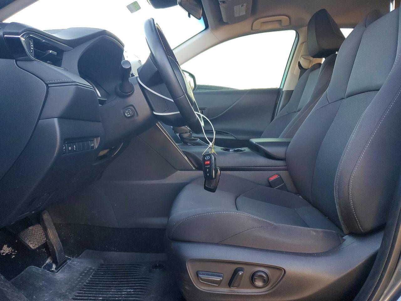 2022 Toyota Venza Le - zdjęcie 7