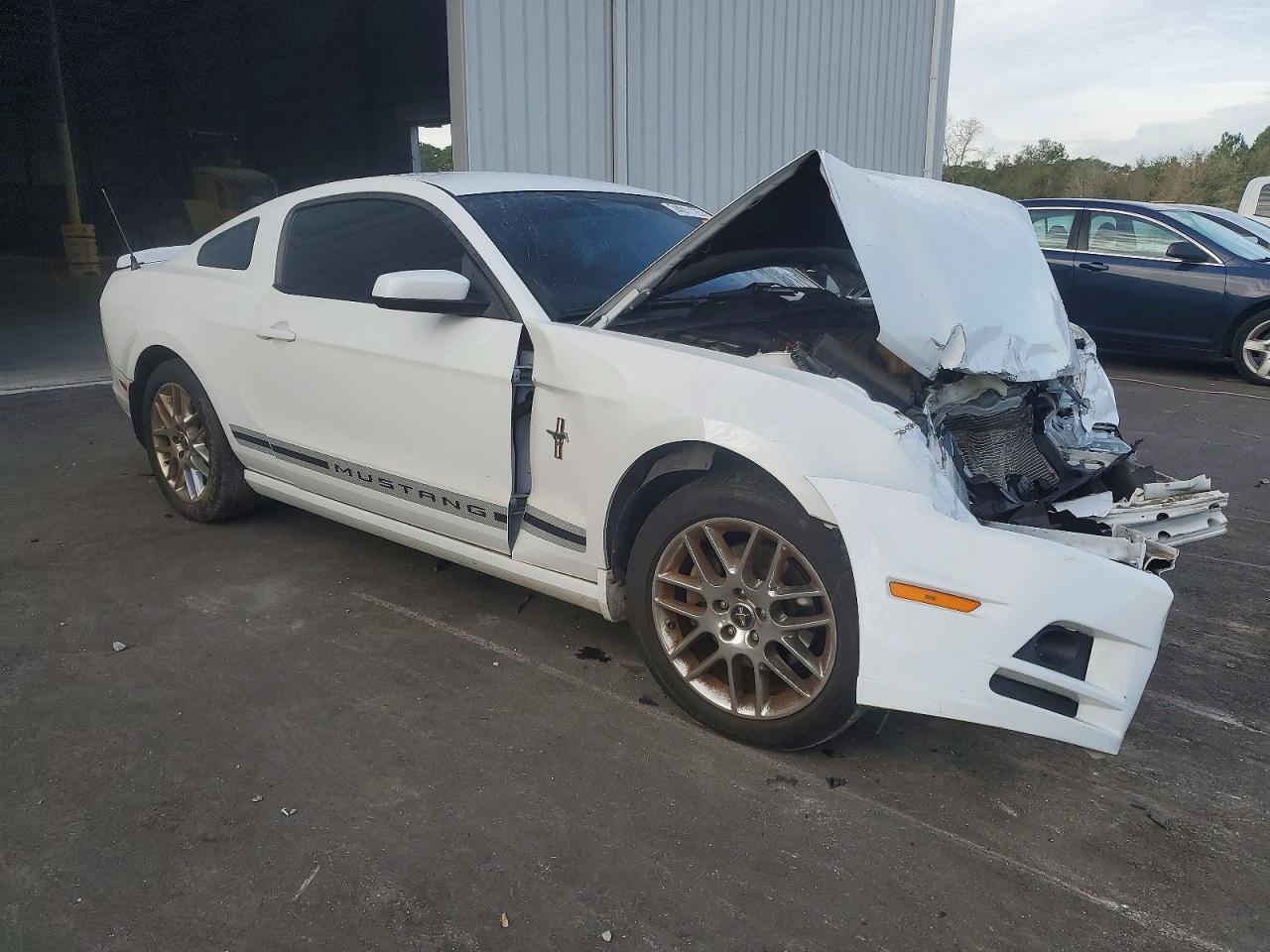 2014 Ford Mustang - zdjęcie 4