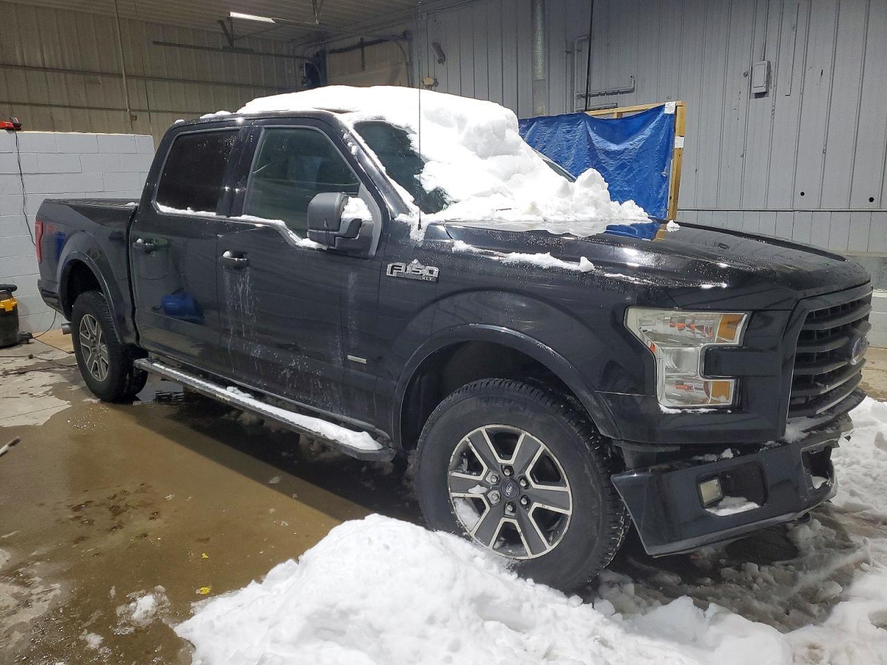 2015 Ford F150 Supercrew - zdjęcie 4