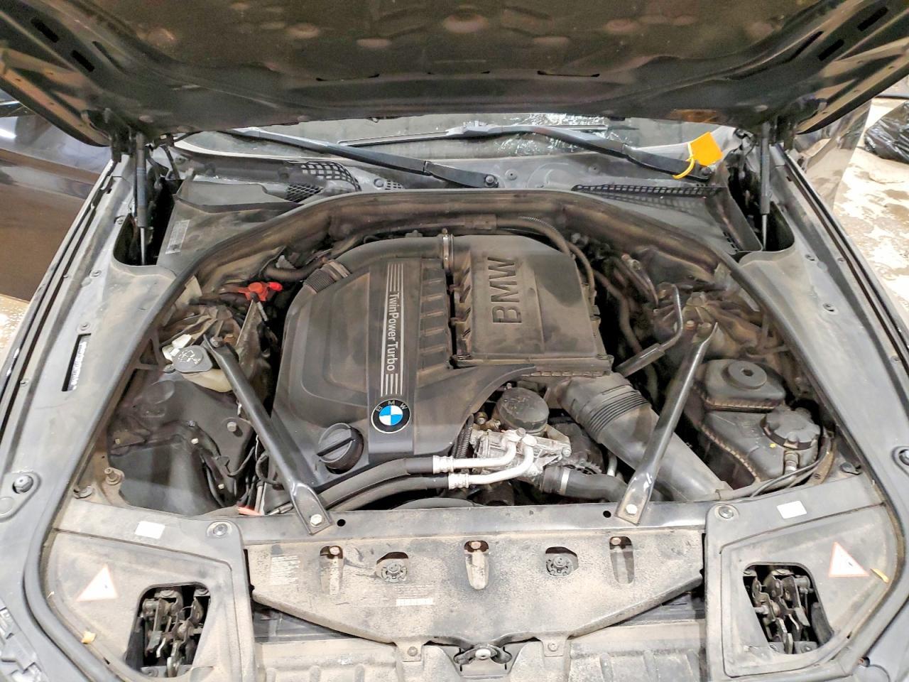 2013 BMW 535 Xi - zdjęcie 11