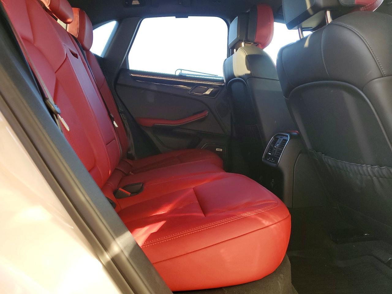 2022 Porsche Macan S - zdjęcie 10