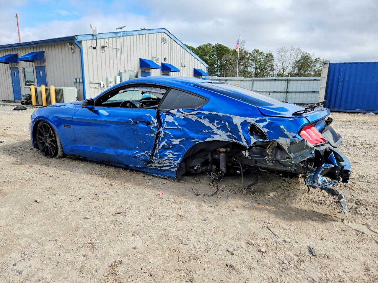 2019 Ford Mustang Gt - zdjęcie 2