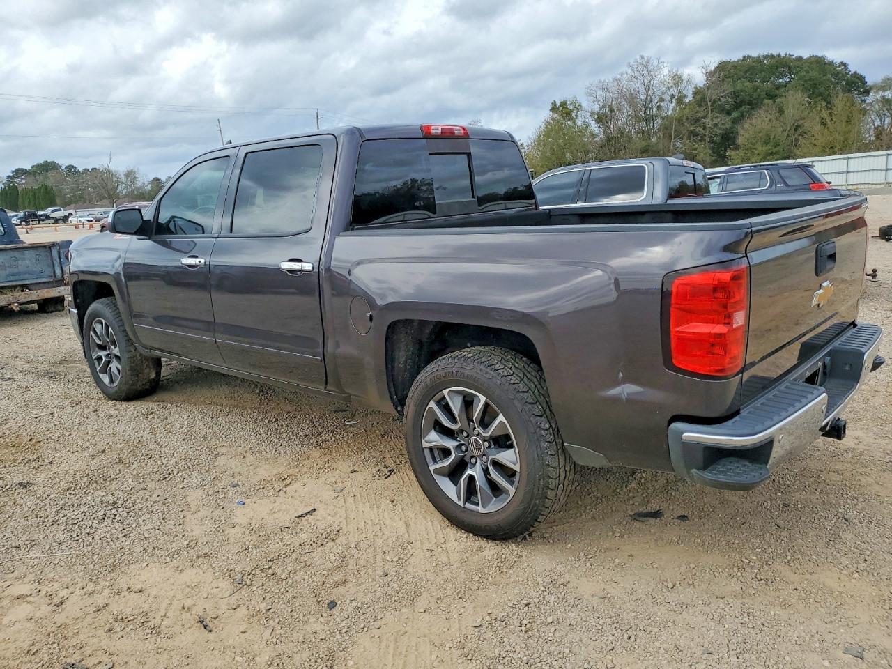 2015 Chevrolet Silverado K1500 Lt - zdjęcie 2