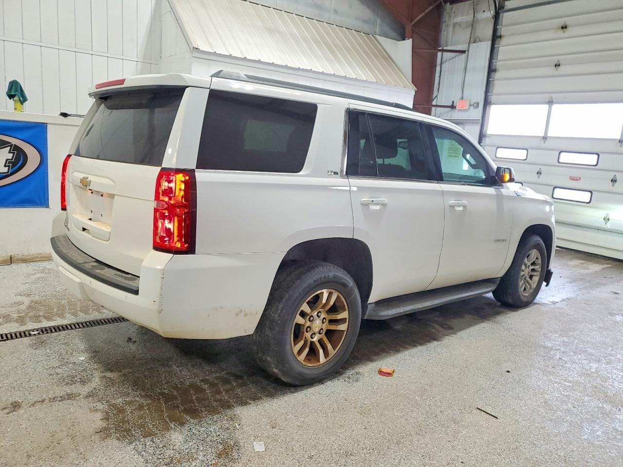 2015 Chevrolet Tahoe K1500 Lt - zdjęcie 3