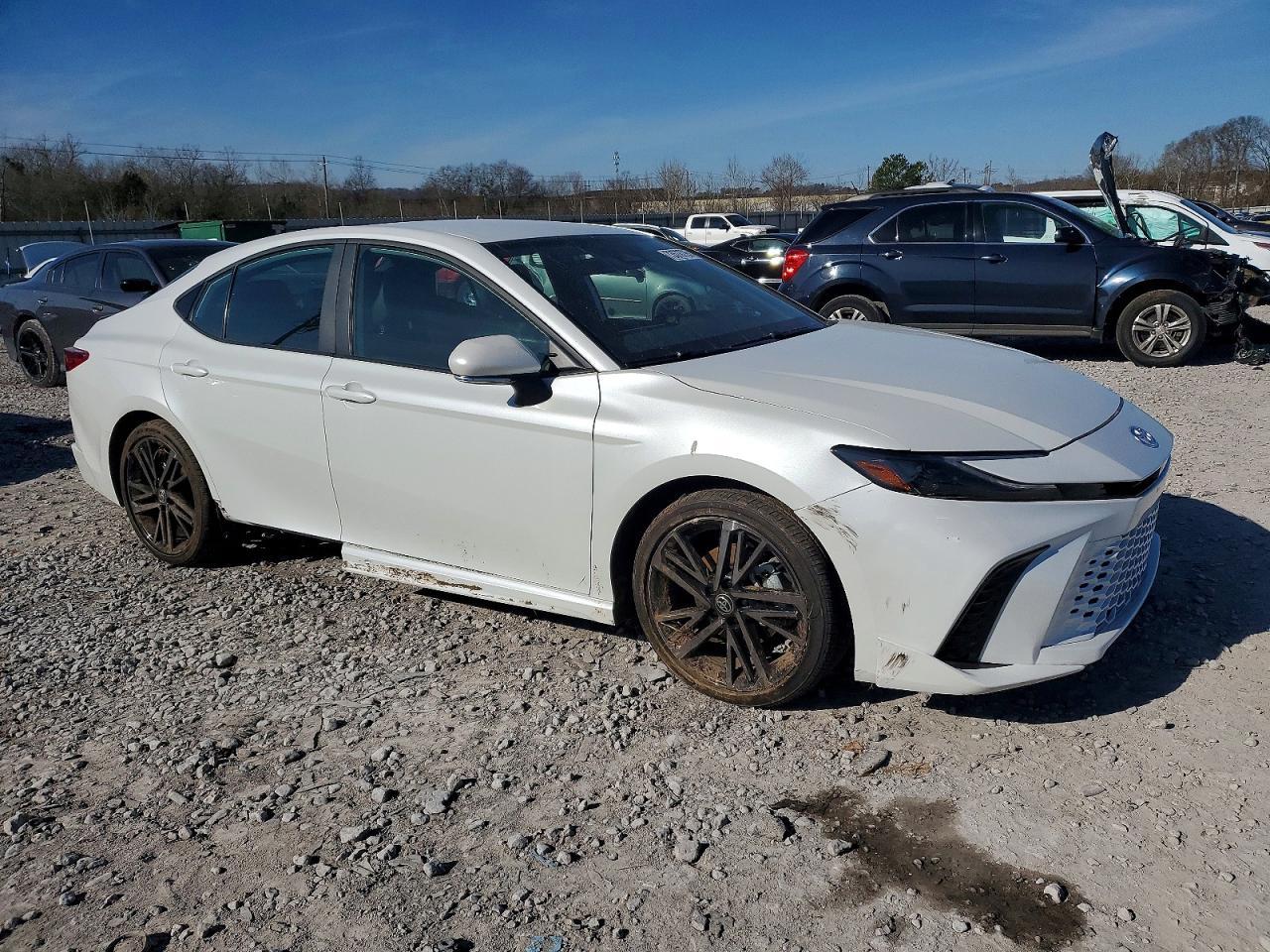 2025 Toyota Camry Xse - zdjęcie 4