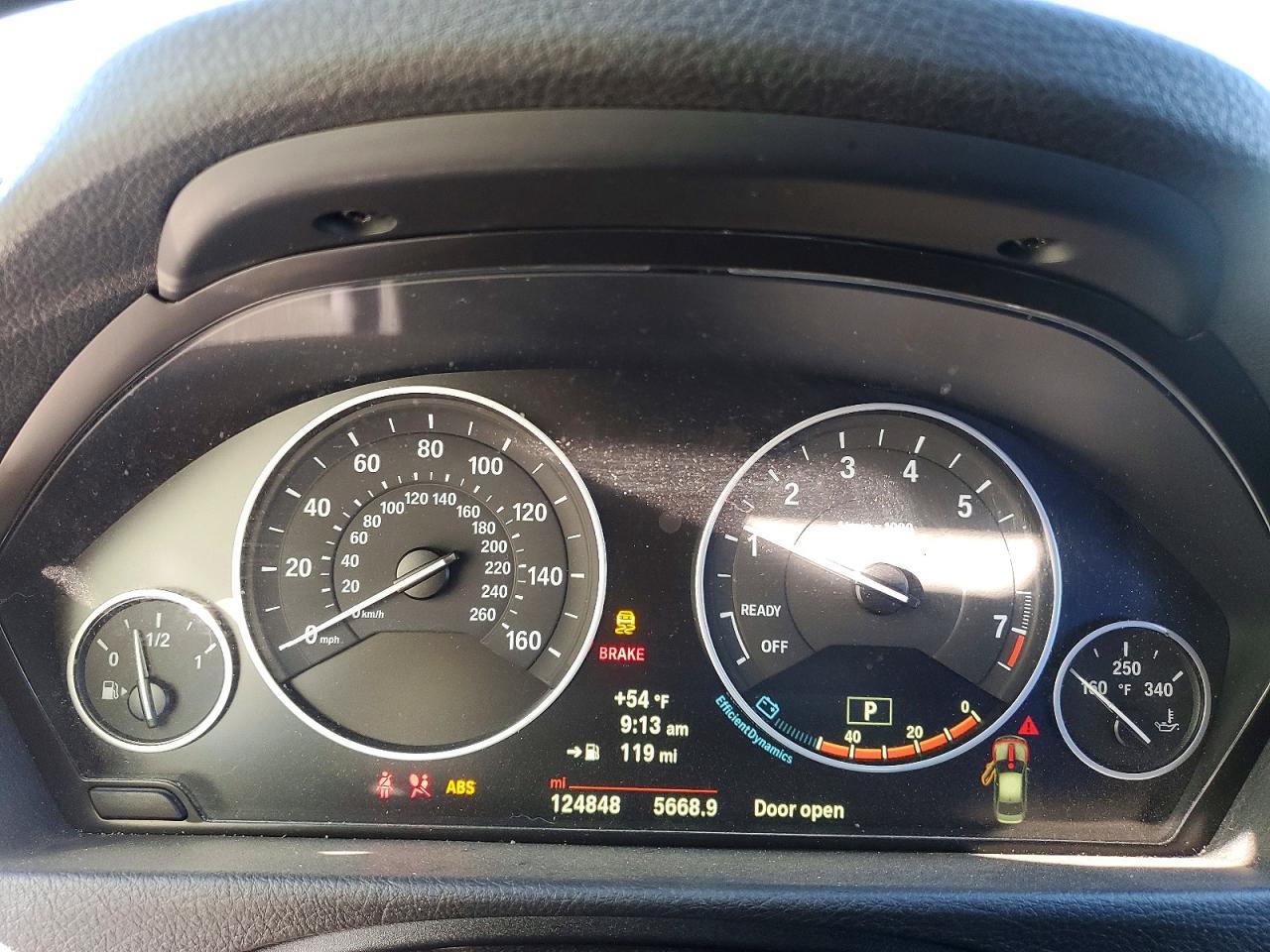2014 BMW 335 I - zdjęcie 9