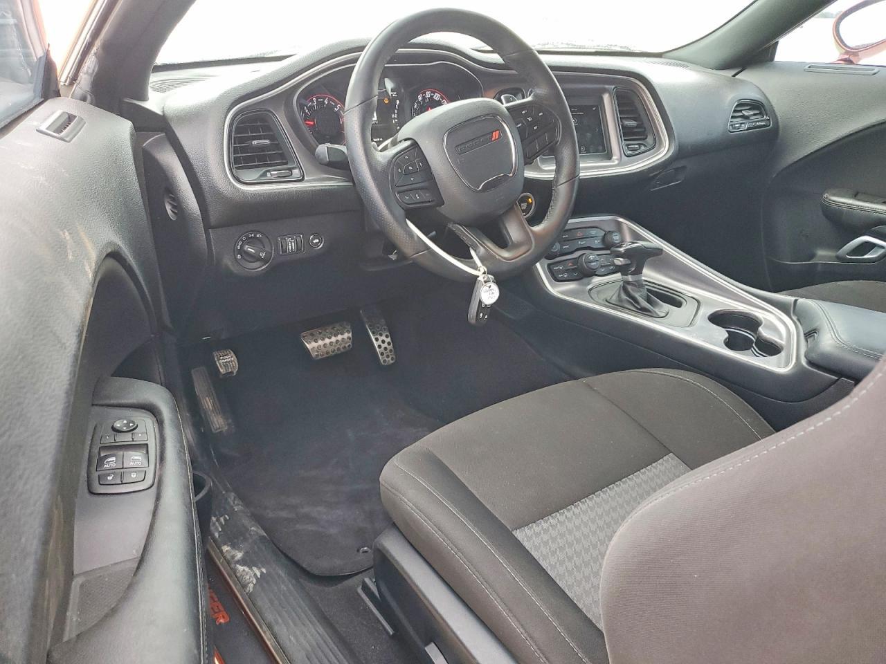 2021 Dodge Challenger R/T - zdjęcie 8