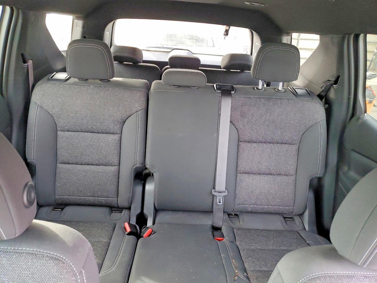 2024 Chevrolet Traverse Ls - zdjęcie 10