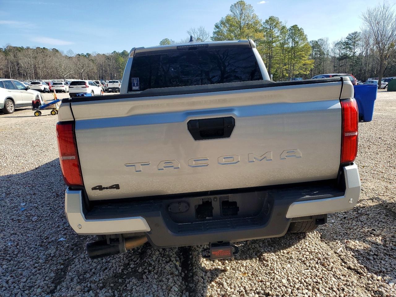 2024 Toyota Tacoma Double Cab - zdjęcie 6