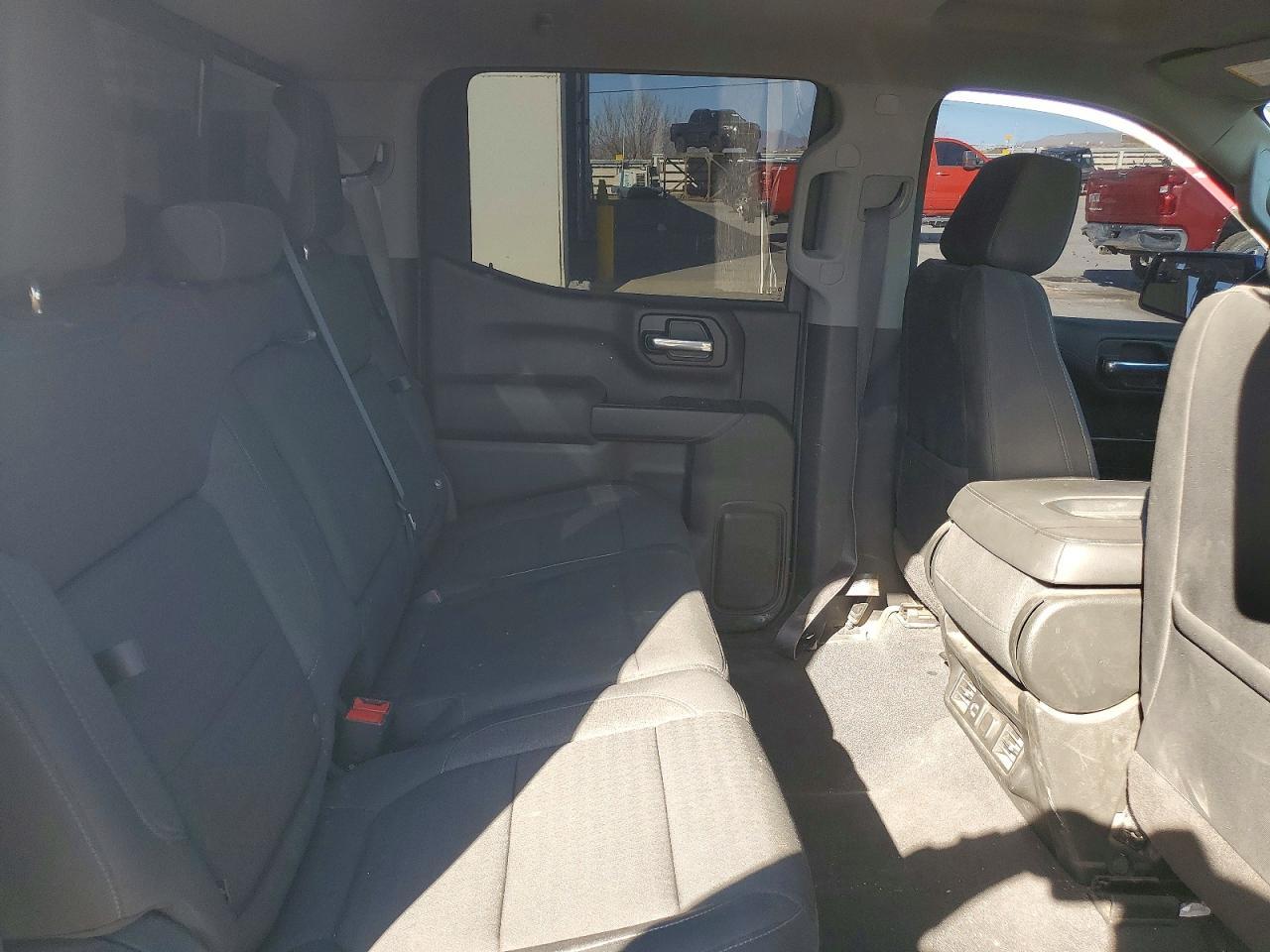 2020 Chevrolet Silverado K1500 Lt - zdjęcie 10