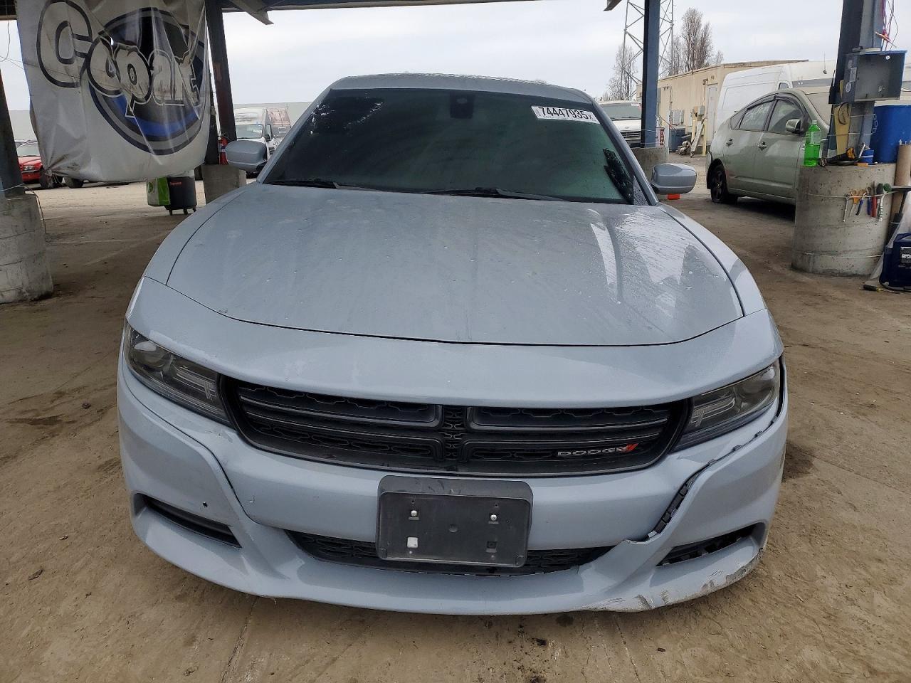 2021 Dodge Charger Sxt - zdjęcie 5
