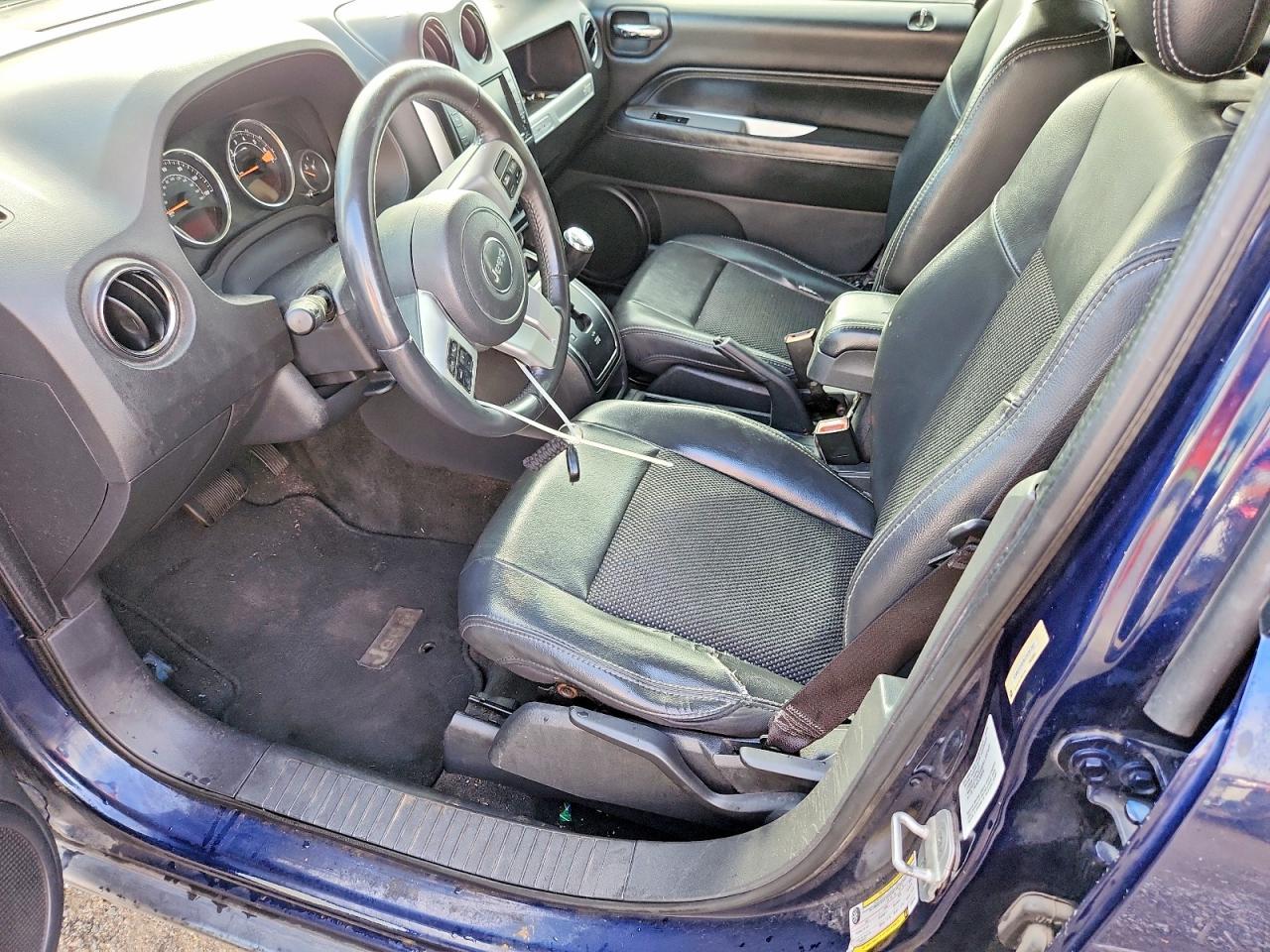 2014 Jeep Compass Latitude - zdjęcie 7