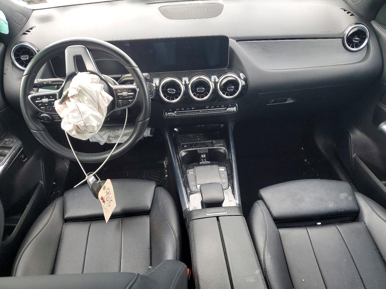 2021 Mercedes-Benz Gla 250 4Matic - zdjęcie 8