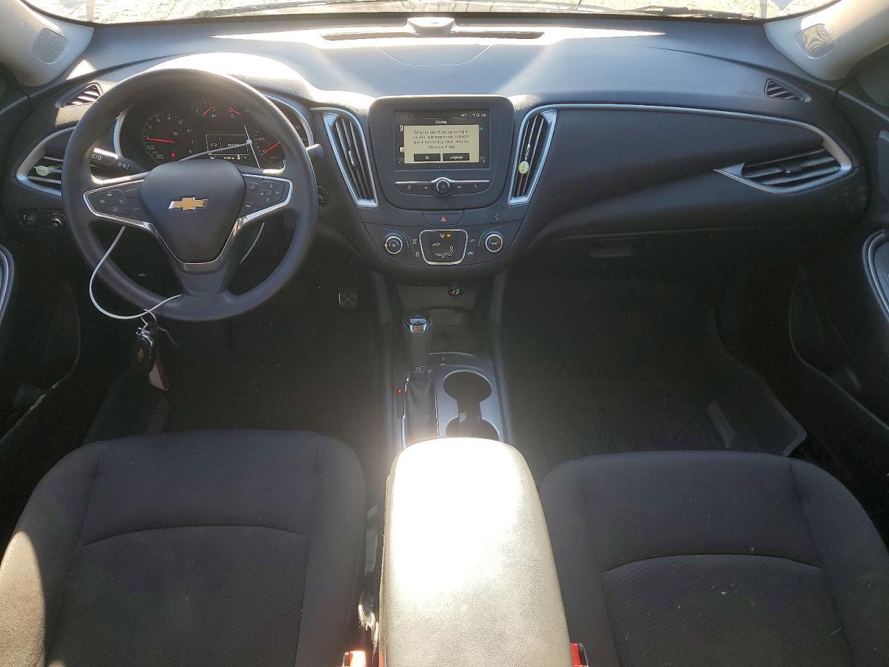 2018 Chevrolet Malibu Ls - zdjęcie 8