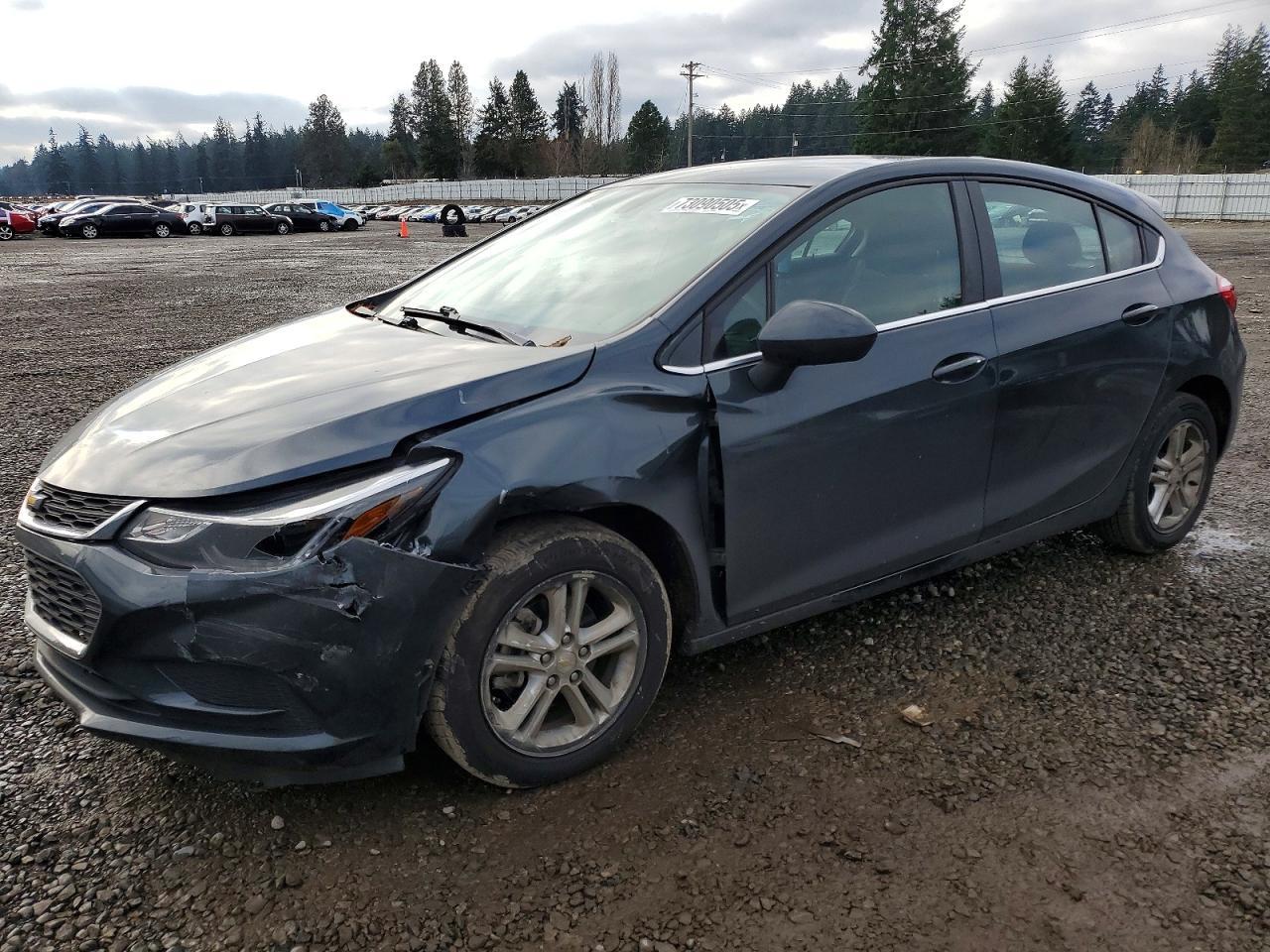 2018 Chevrolet Cruze Lt - zdjęcie główne