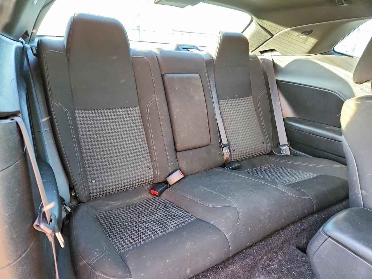 2016 Dodge Challenger Sxt - zdjęcie 10