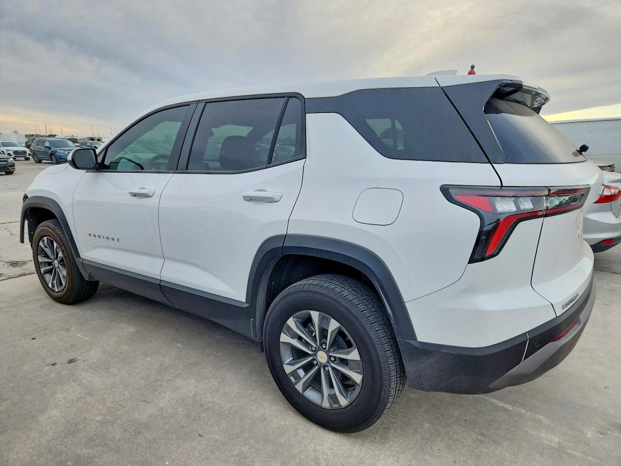 2025 Chevrolet Equinox Lt - zdjęcie 2