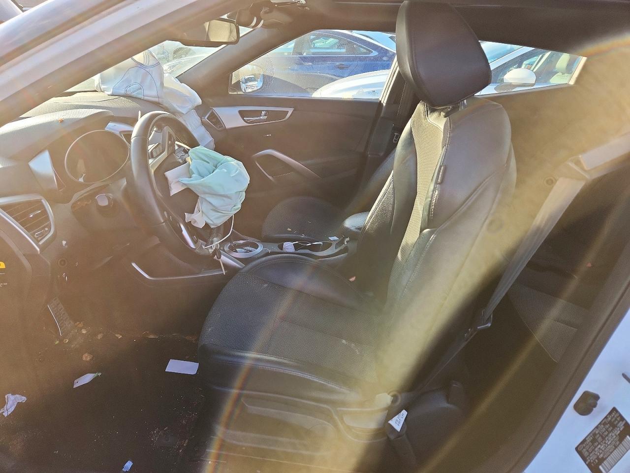 2016 Hyundai Veloster - zdjęcie 7