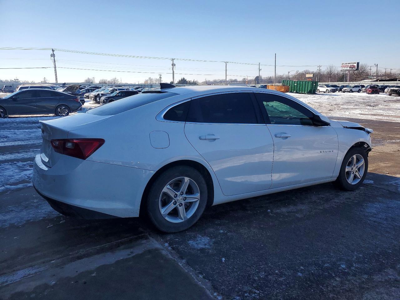 2020 Chevrolet Malibu Ls - zdjęcie 3