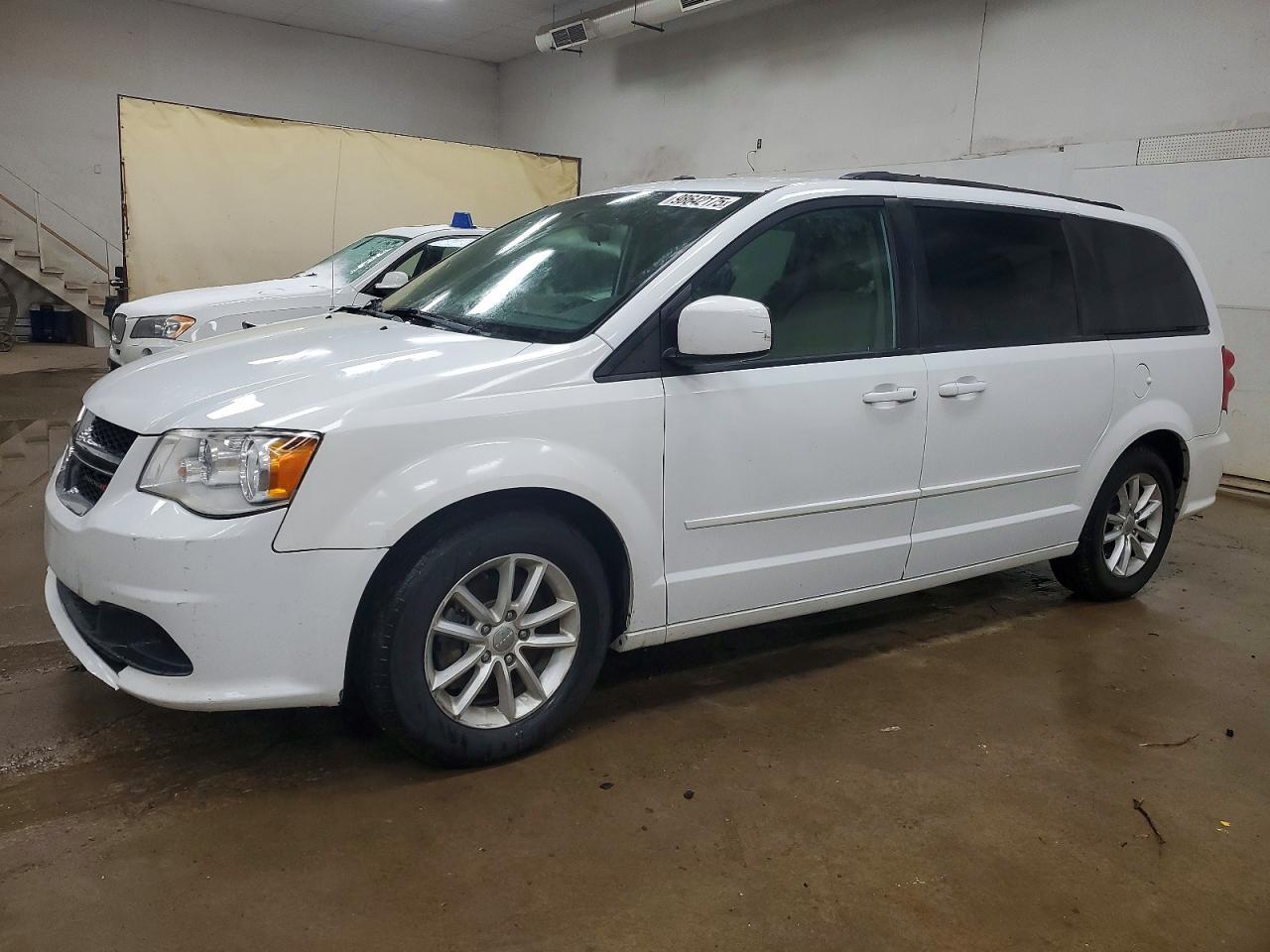 2016 Dodge Grand Caravan Sxt - zdjęcie główne