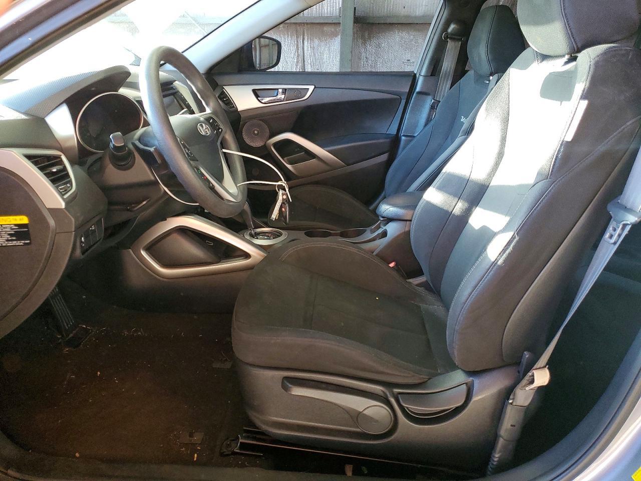 2015 Hyundai Veloster - zdjęcie 7
