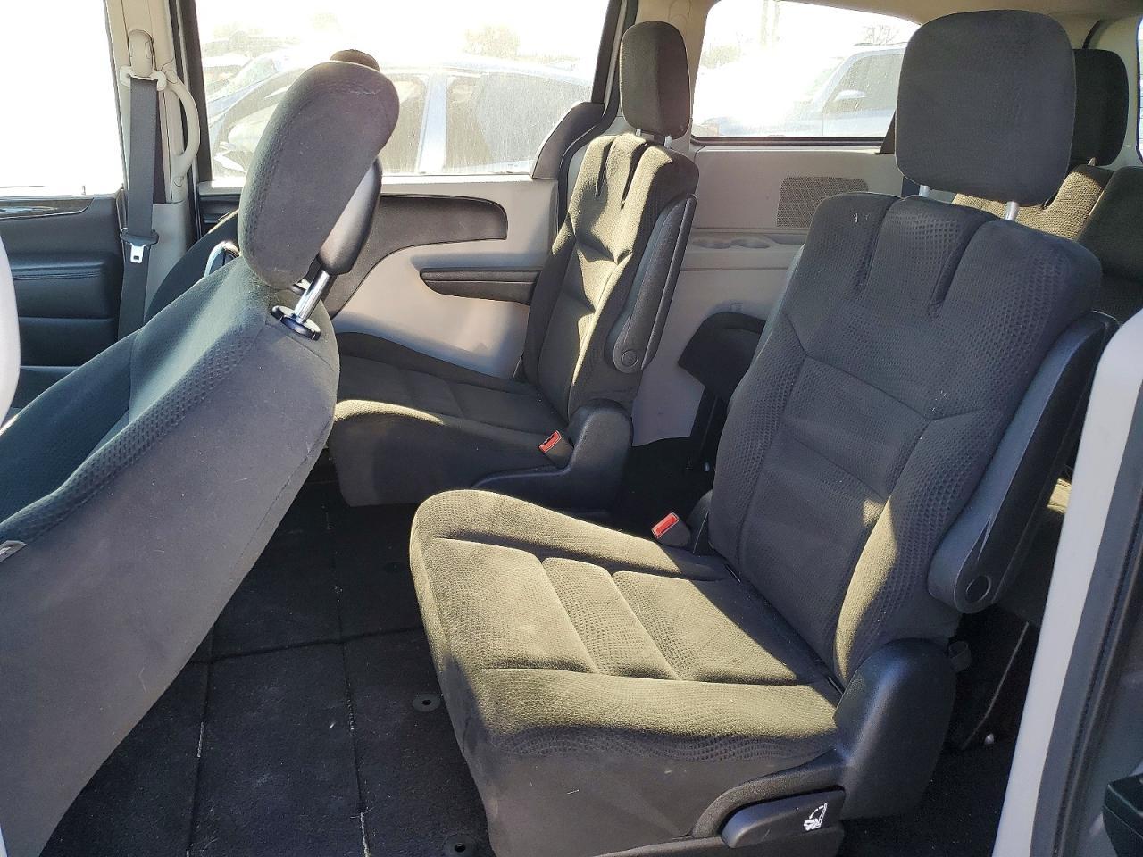 2016 Dodge Grand Caravan Se - zdjęcie 11