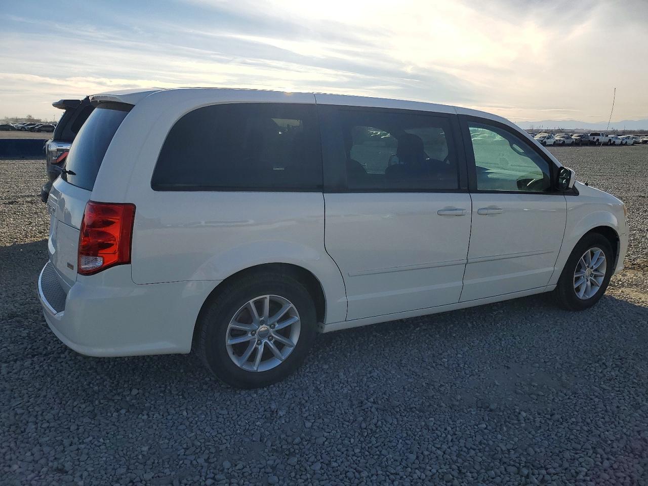 2013 Dodge Grand Caravan Sxt - zdjęcie 3