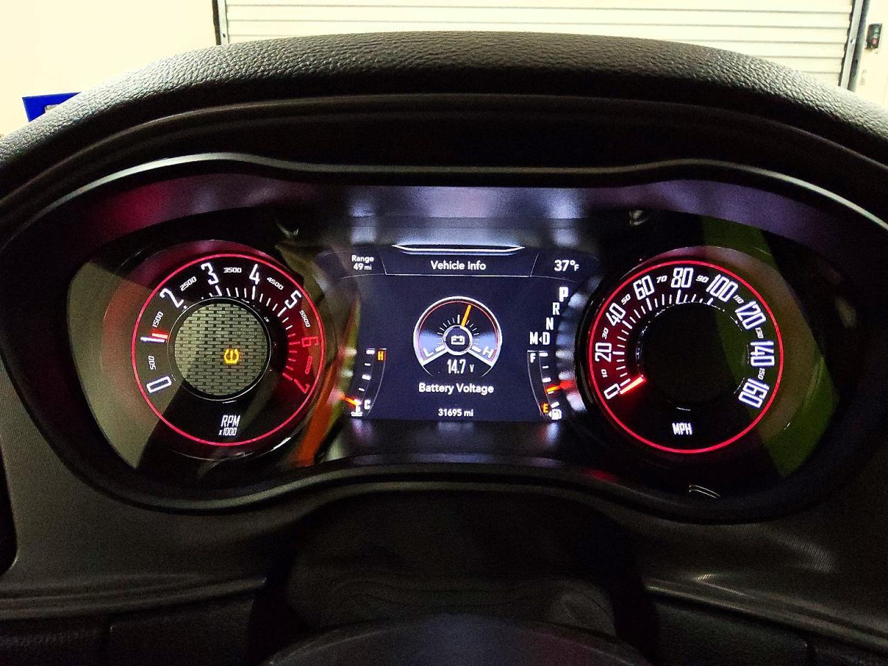 2023 Dodge Challenger R/T - zdjęcie 9