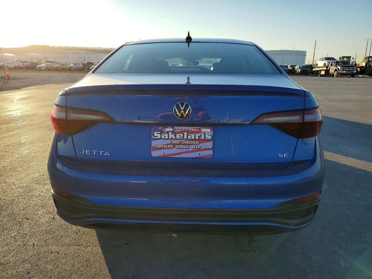 2024 Volkswagen Jetta Se - zdjęcie 6