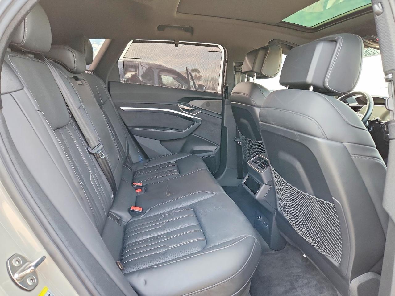 2022 Audi E-Tron Chronos - zdjęcie 11