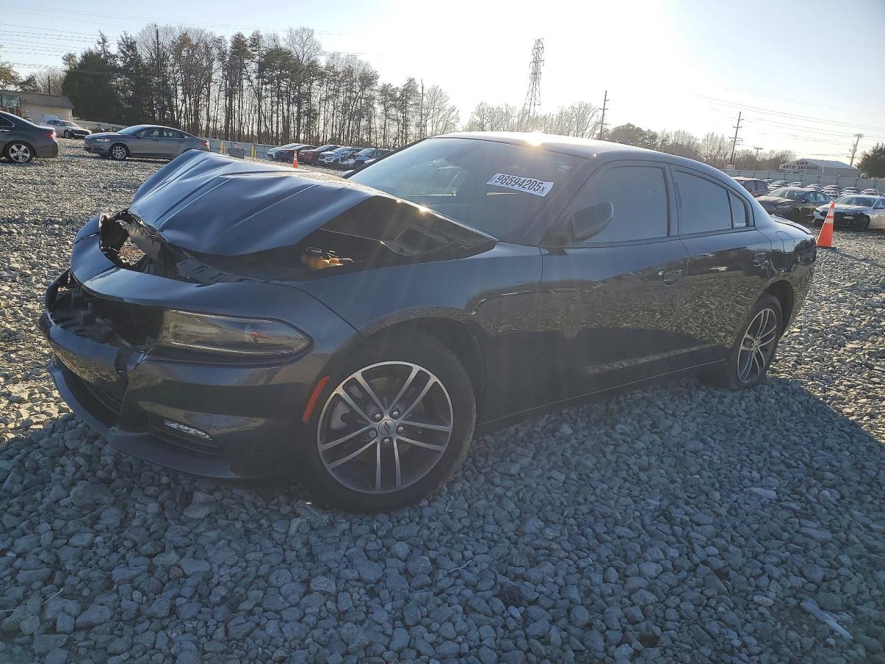 2019 Dodge Charger Sxt - zdjęcie główne
