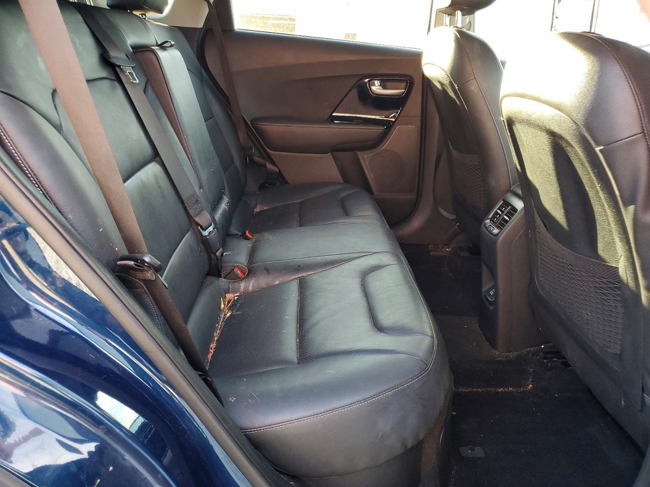 2018 Kia Niro Touring - zdjęcie 11